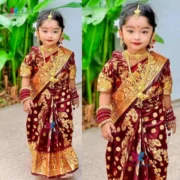 মেরুন কাতান বেবি রেডি শাড়ি | গোল্ডেন জরি কারুকাজ | রেডি ব্লাউজ ও পেটিকোটসহ - Image 2